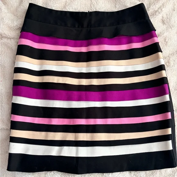 Colorful White House/ Black Market Pencil Skirt - Size 2 - Picture 1 of 3